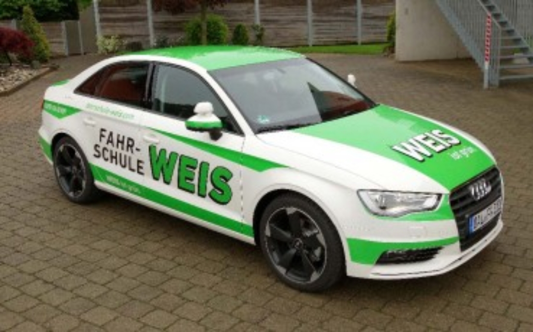 Fahrzeugbeschriftung auf Ihrem PKW:Werbung & Beschriftung in Mauerstetten - Metzig ist fetzig!